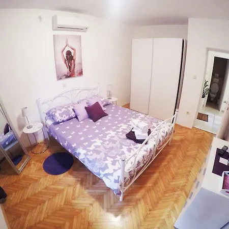 Suzy Apartament *